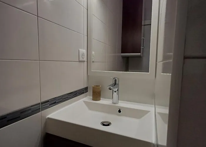 Апартаменты Drop Of Gold - Avenue De Champagne *