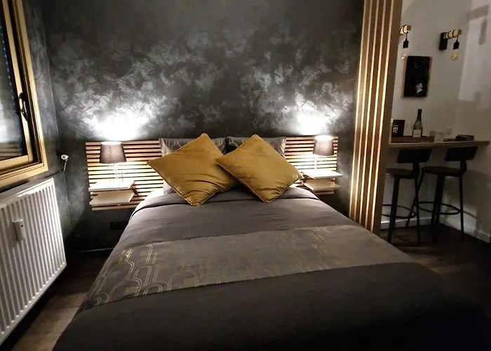 Drop Of Gold - Avenue De Champagne Апартаменты